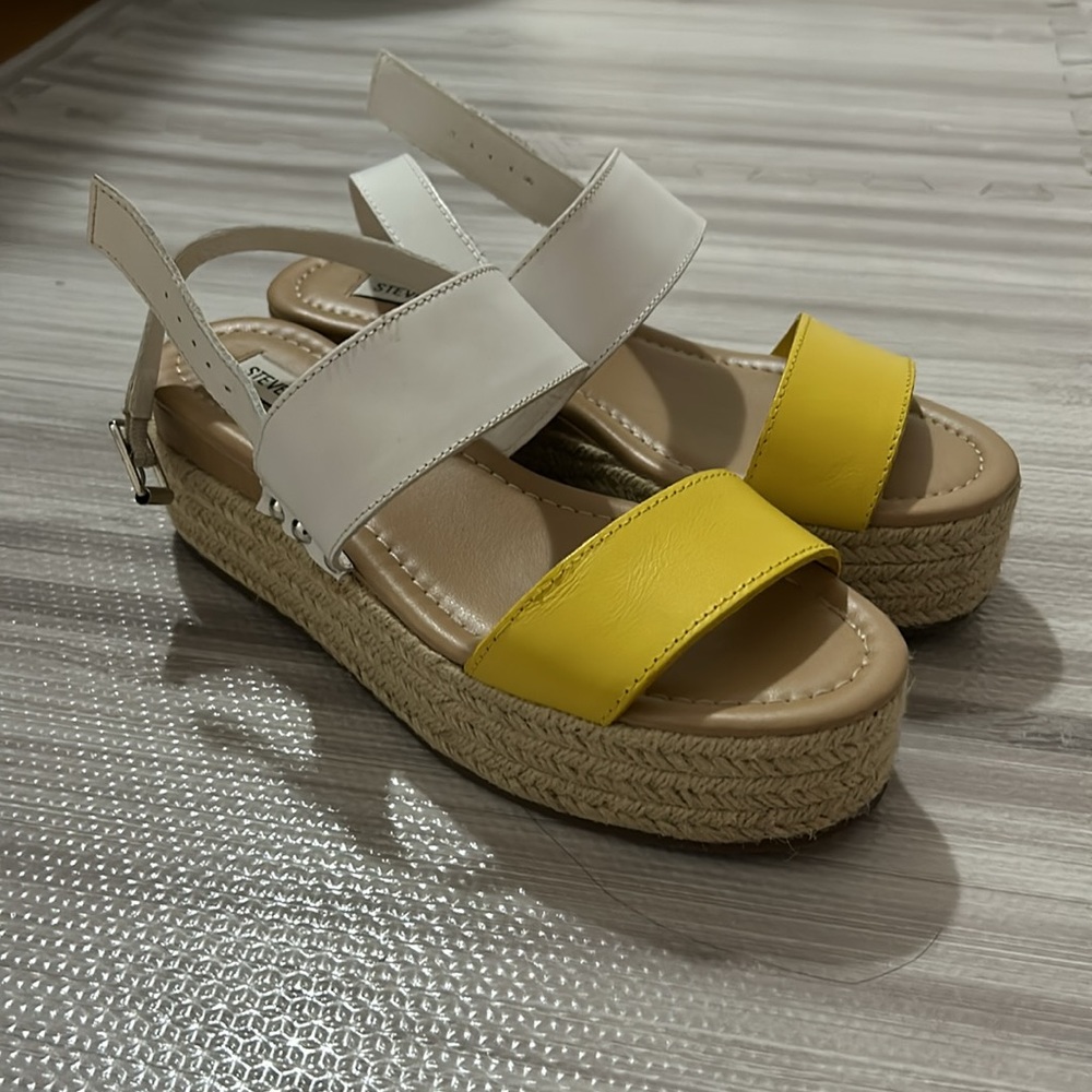 Steve Madden Flatforms